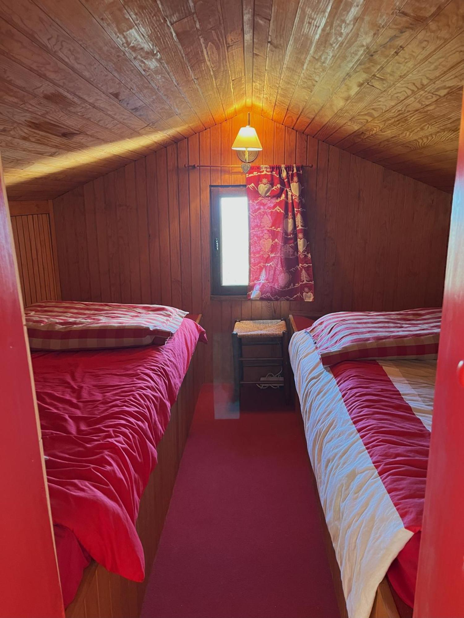 Chalet Des Myrtilles - Chalet Cosy Avec Vue Arette Dış mekan fotoğraf